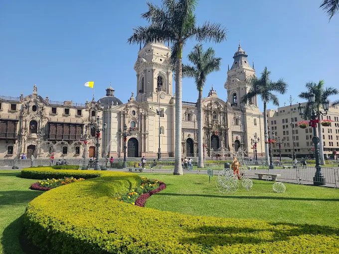 Lima Colonial - Plaza de Armas y Centro Histórico de Lima